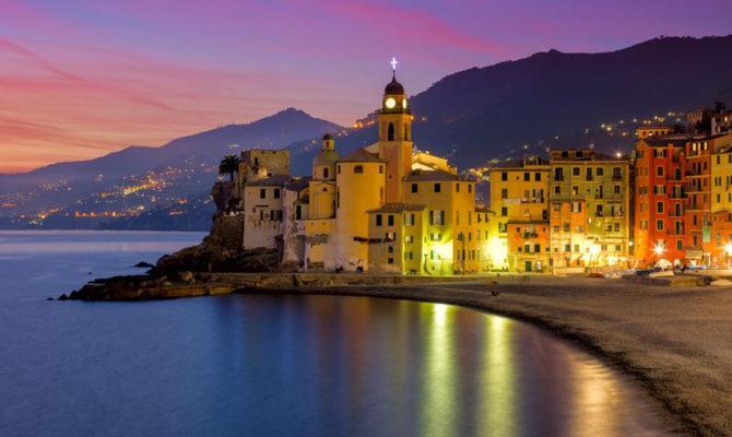 A 2 Passi Dal Centro Genua